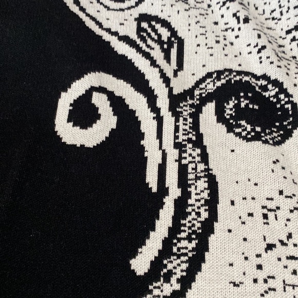 Mulvari Floral Pattern Colour block White Black Sweater Dress Sz M NWOT - Picture 7 of 8